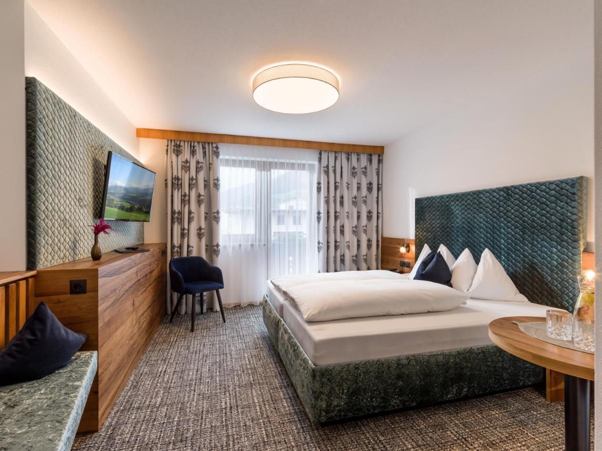 Hotel Landhaus Zillertal Fuegen Luaran gambar