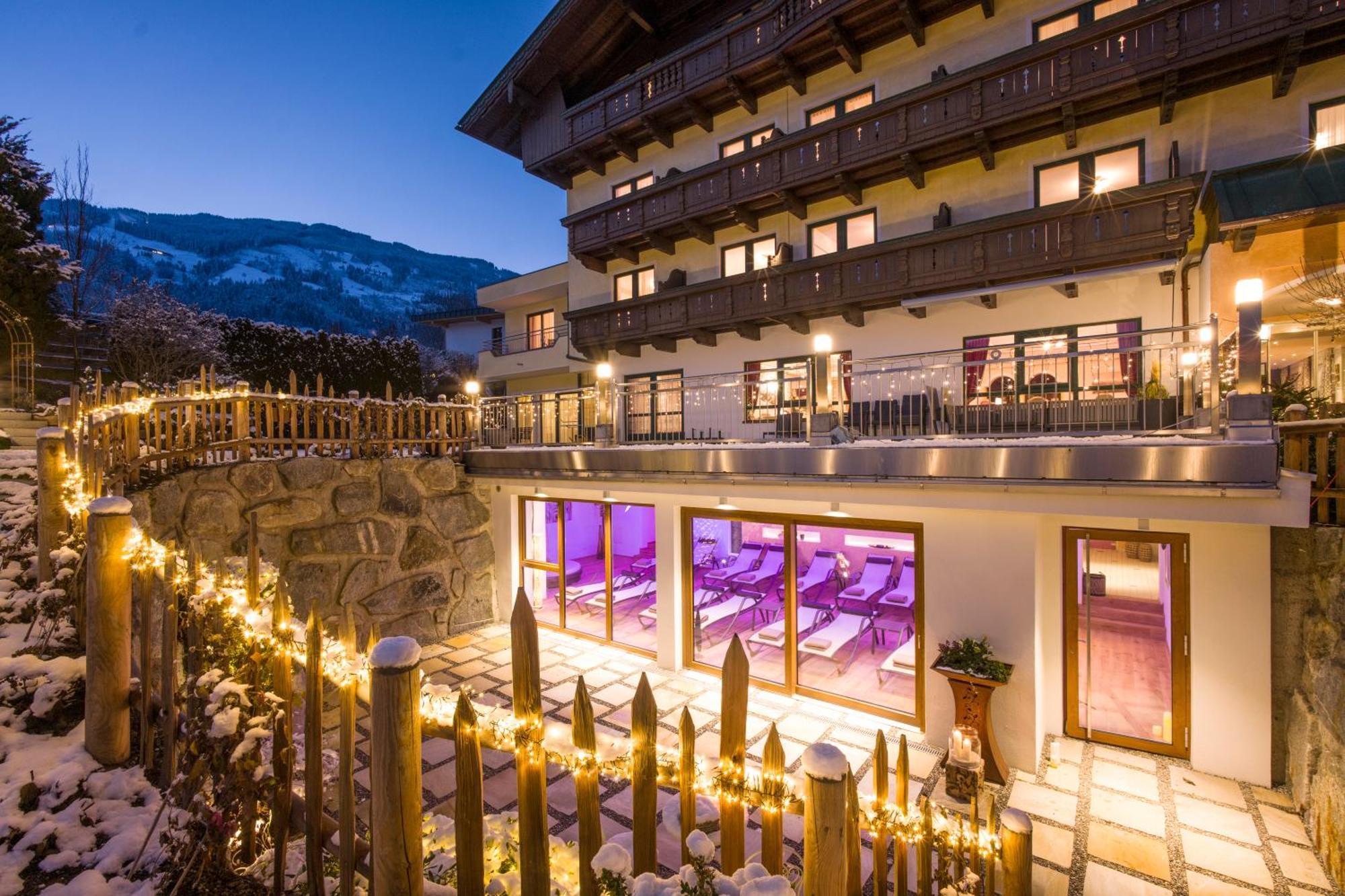 Hotel Landhaus Zillertal Fuegen Luaran gambar